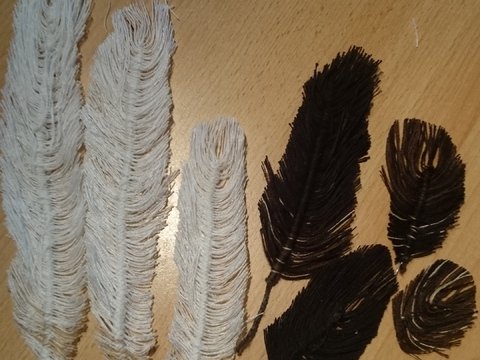 Federn aus Wolle selber herstellen 