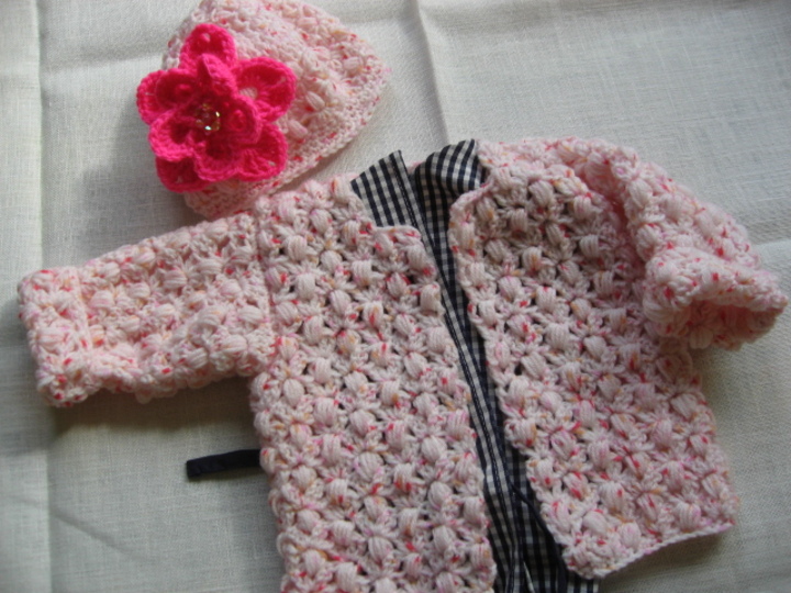 Baby Häkeljacke in Noppenmuster Gr. 62 – 68 cm