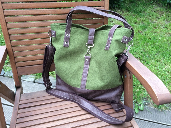 Nähanleitung und Schnittmuster: Schultertasche Hanna