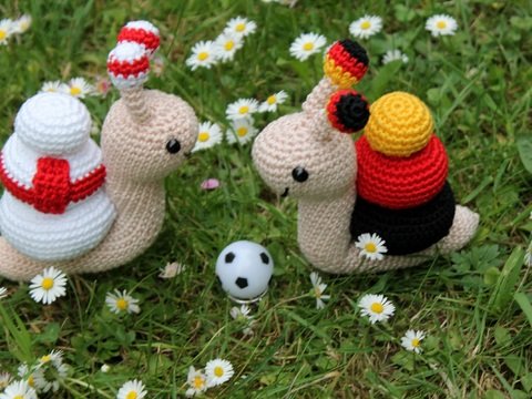 Fussballfan Schnecke Häkelanleitung