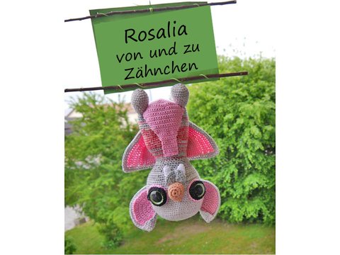 Fledermaus Rosalia von und zu Zähnchen - Häkelanleitung