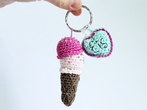 Deko/Anhänger "I love Eis"