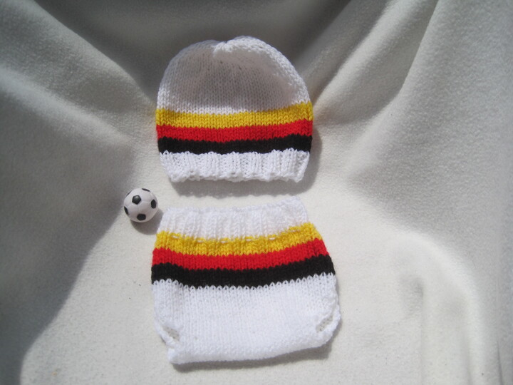 Strickanleitung Babyset, Babymütze und Babyhöschen/Windelhöschen von 0-8 Monate tragbar