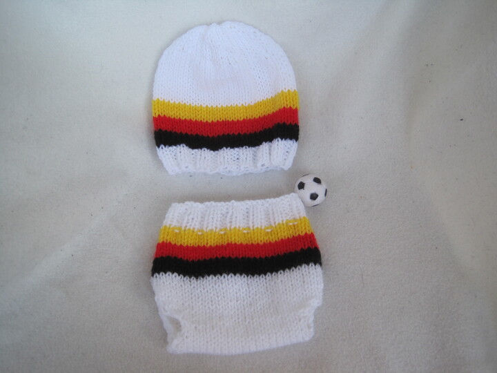 Strickanleitung Babyset, Babymütze und Babyhöschen/Windelhöschen von 0-8 Monate tragbar