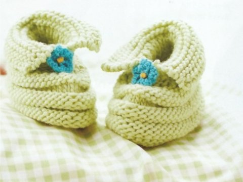 Strickanleitung Babyschühchen  „Liebes Vergissmeinicht“, Niedliche Schühchen zum Krabbeln und Spielen