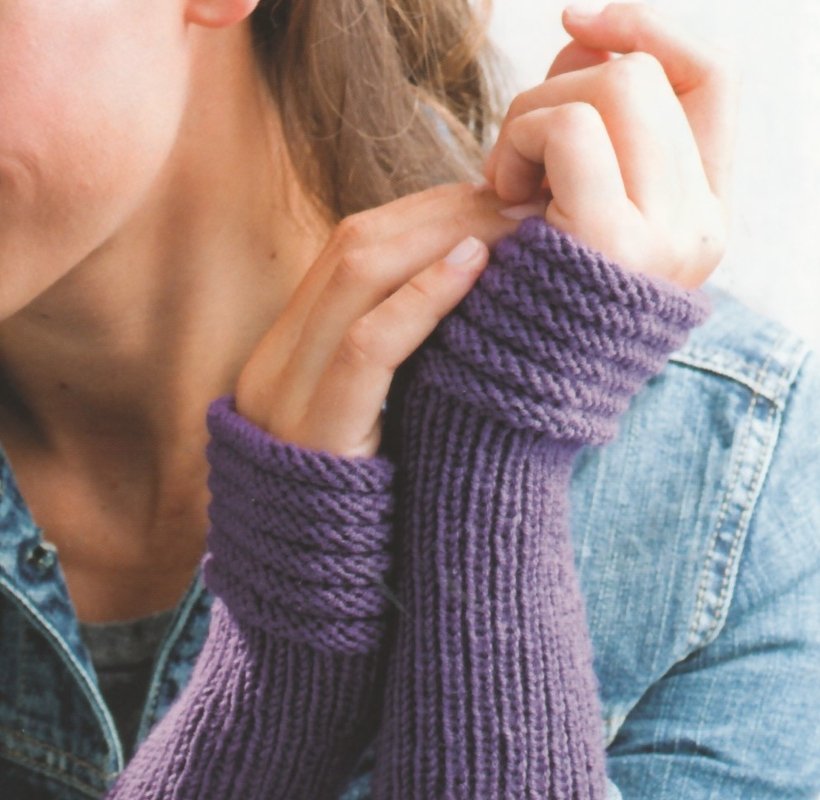 Strickanleitung Stulpe  „Lila Laune“ mit wärmendem Rippenmuster