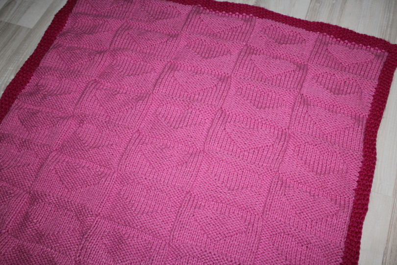 Strickanleitung Babydecke, Baby-Decke, Krabbeldecke, Spieldecke mit Herzen für Anfänger