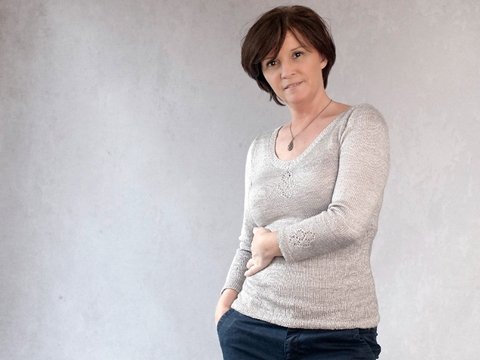 Esther - Pullover mit Lacemotiven