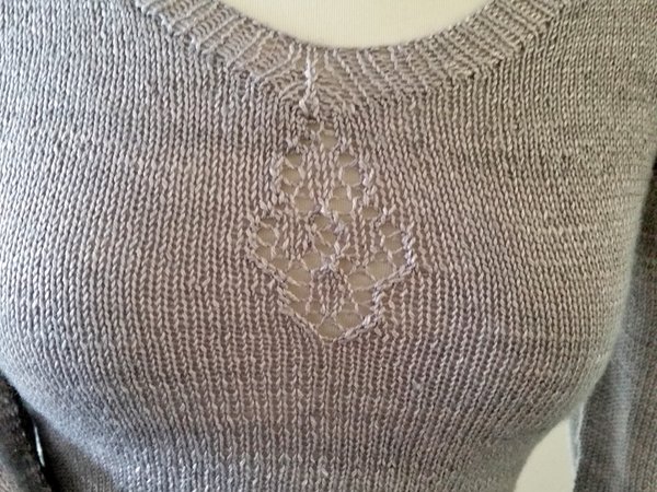 Esther - sweater with lace motifs