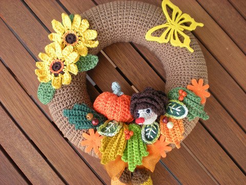 Crochet autumn Wreath pattern - crochet wreath - door wreath - 