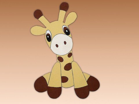 Bastelanleitung Fensterbild Kara die Giraffe