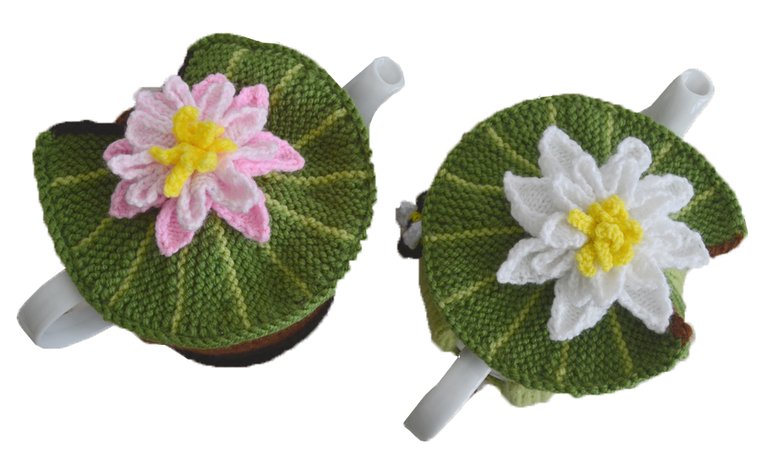 Water Lily & Dragonfly Tea Cozy