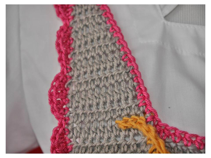 Weste im Dirndl-Look Oversize - kaschierende Häkelweste - Häkelanleitung