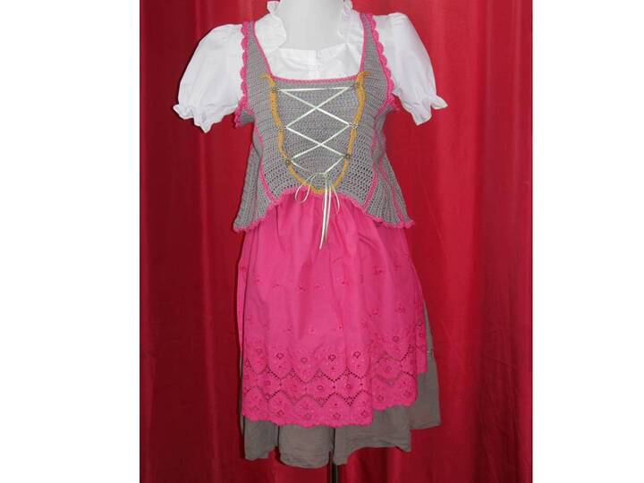 Weste im Dirndl-Look Oversize - kaschierende Häkelweste - Häkelanleitung