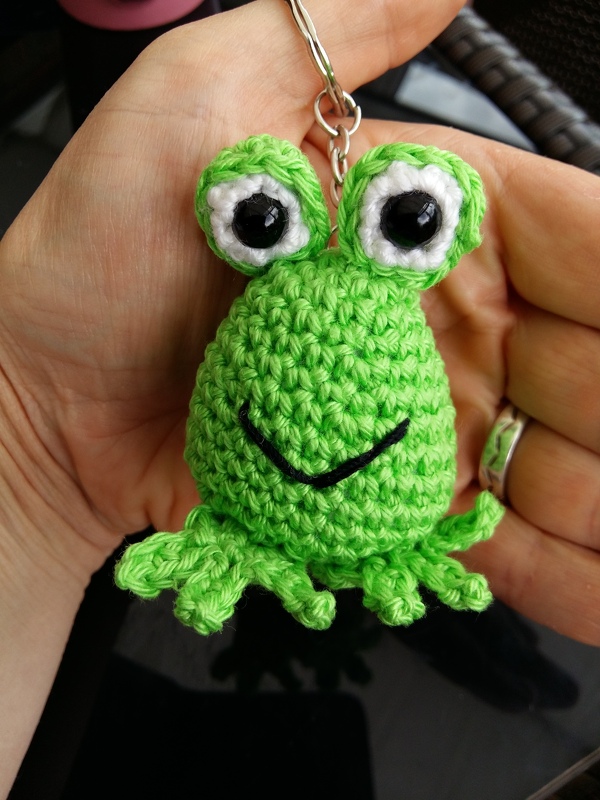 Frosch Schlüsselanhänger gehäkelt - Crochet