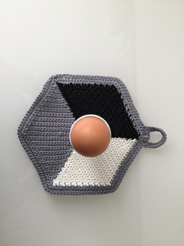 Häkelanleitung Topflappen 3D Optik (Würfel) - Bild 2