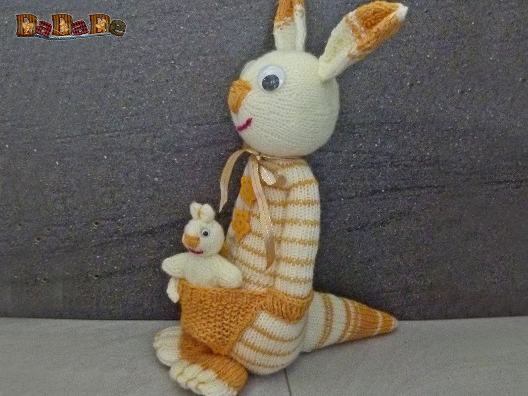 Tür Stopper Känguru mit Baby - gestrickt von Dadade 
