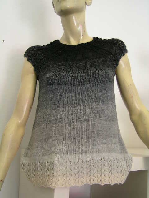 Kurzarmpulli: Architektin