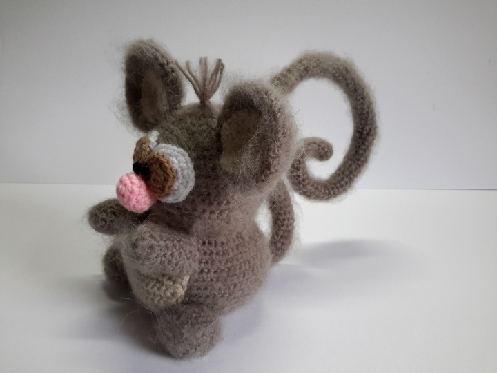 Häkelanleitung Ringelmäuschen, Amigurumi