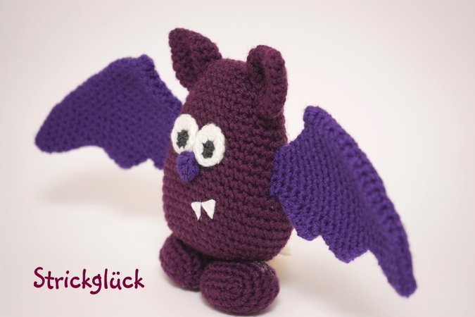 Crochet pattern Bat Halloween Autumn Amigurumi