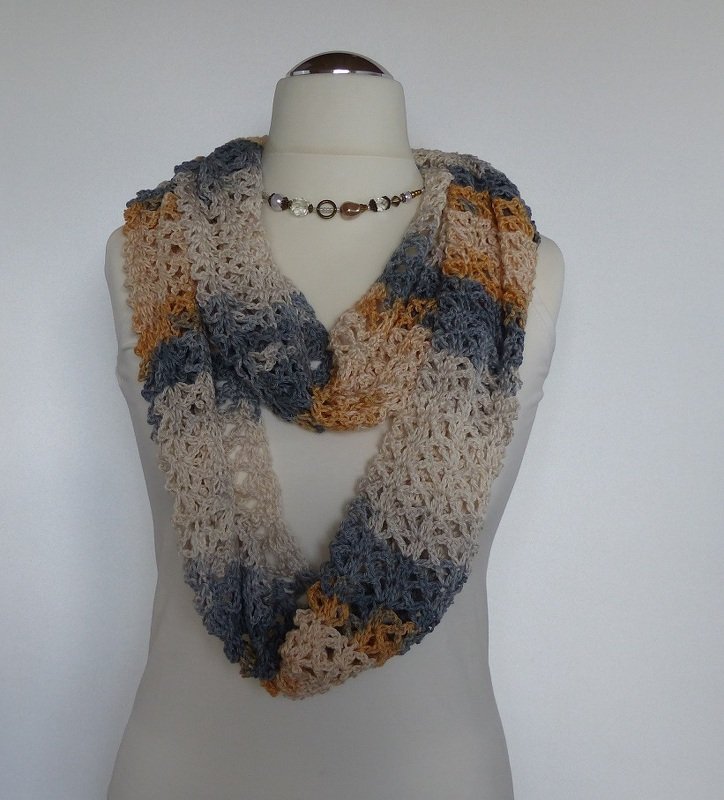 "Maex" der Allrounder - gehäkelte Netzloop / Schlauchschal - Bild 6