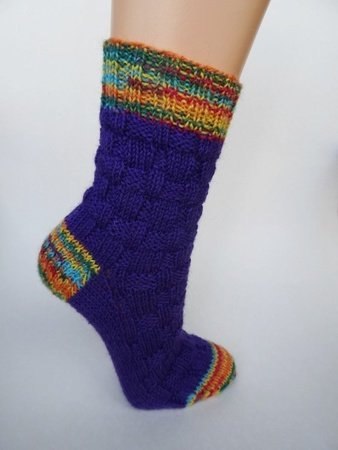 Strickanleitung Fur Socken Im Korbmuster Fur Gr 36 37