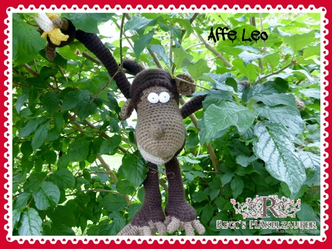 grosses knuddeliges Kuscheltier Affe Leo 