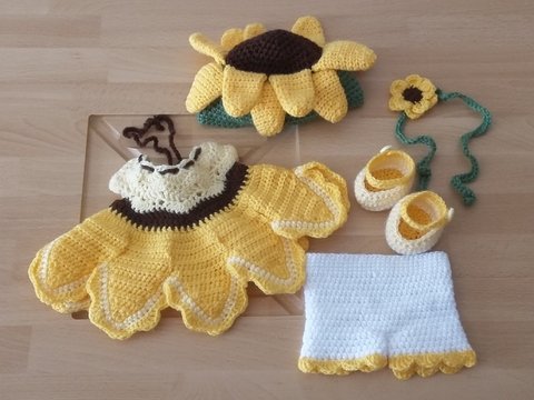 Häkelanleitung Puppenkleidung, für Sammi Sonnenblume