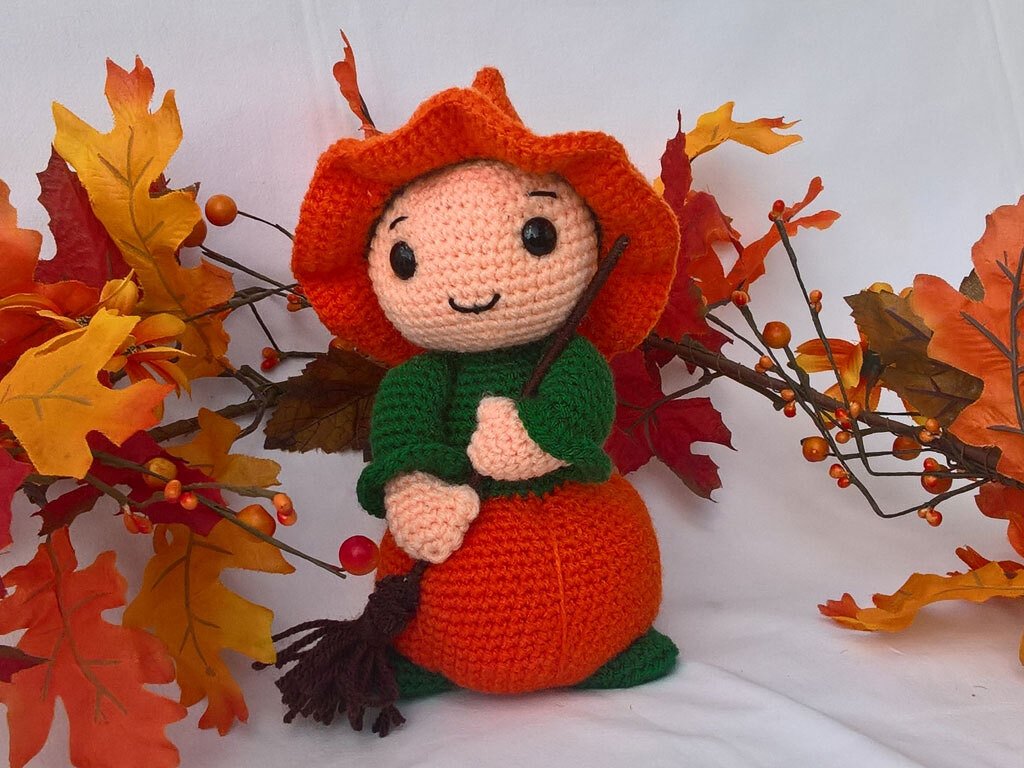 Häkelanleitung Gartenwichtel Karla Kürbis