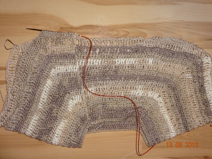 Tunika Wüstensand gehäkelt und gestrickt gr 42/44