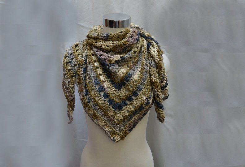 Dreieckstuch Fermo - flaches HÄkeltuch