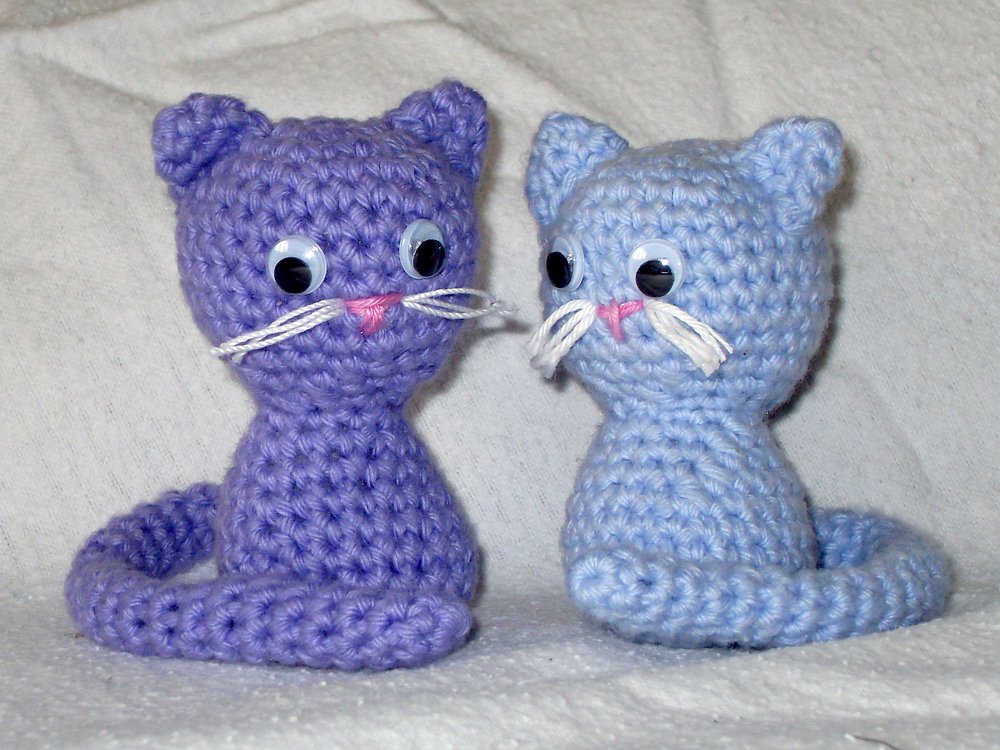 Häkelanleitung sitzende Katze - Bild 3