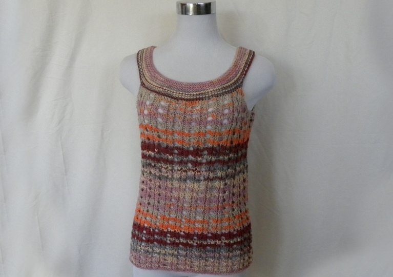 Top Schlanders mit Rundausschnitt