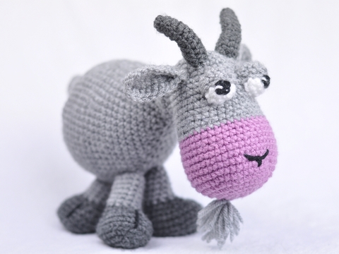 Crochet Pattern Goat 'Zacharias'