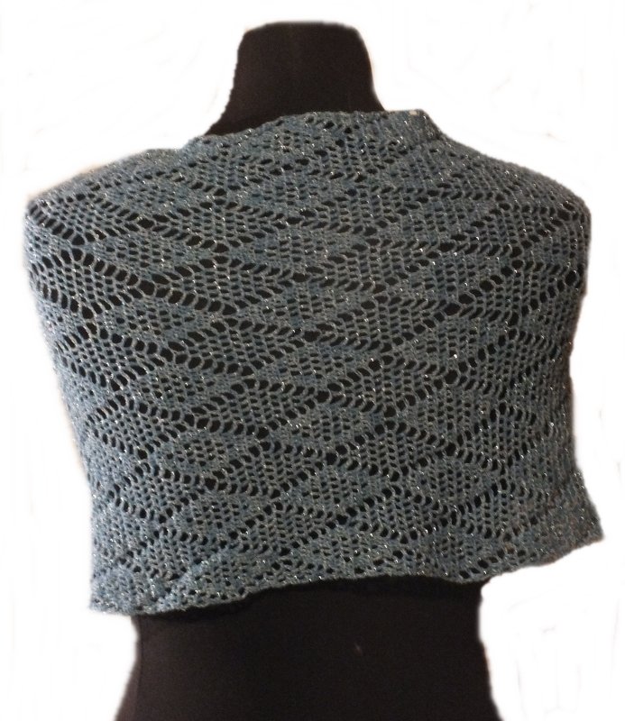 Sparset / 2 Häkelanleitungen Häkelstola Lochmuster Lace Kisajata Memoralasi - Bild 6