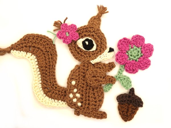 Squirrel Crochet Applique Pattern