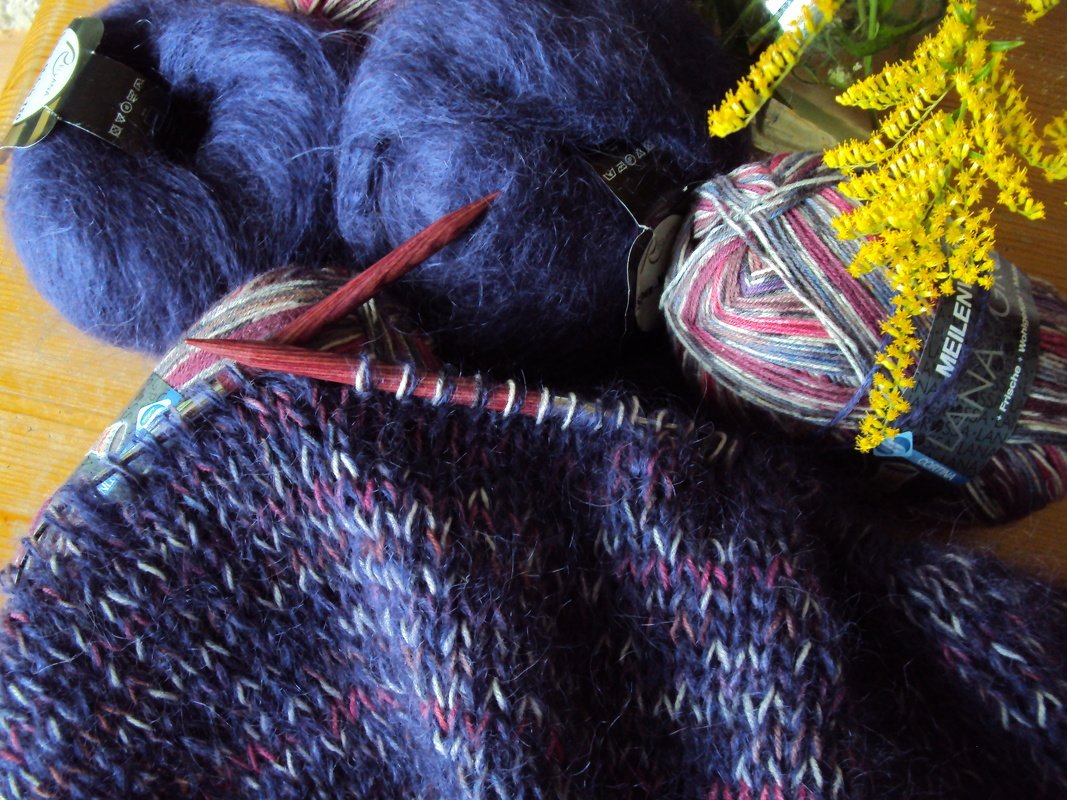 Mohairpullover mit V-Ausschnitt - Bild 4