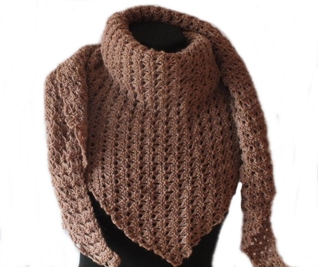 Sparset / 2 Strickanleitungen Dreieckstuch Malatinas Jafinela