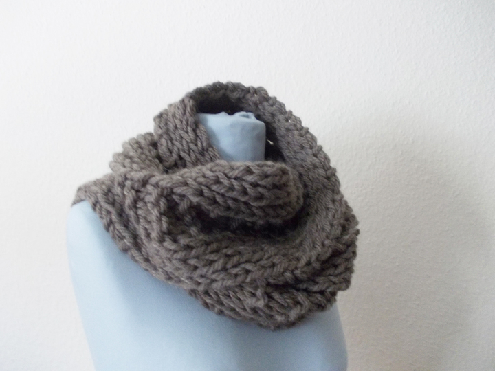 Strickschal, offener Loop, ca. 25 cm  x ca. 140 cm (Breite und Länge variiierbar), unisex, toll für Anfänger 