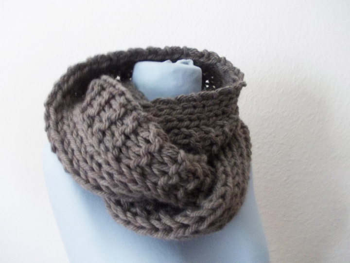 Strickschal, offener Loop, ca. 25 cm  x ca. 140 cm (Breite und Länge variiierbar), unisex, toll für Anfänger 