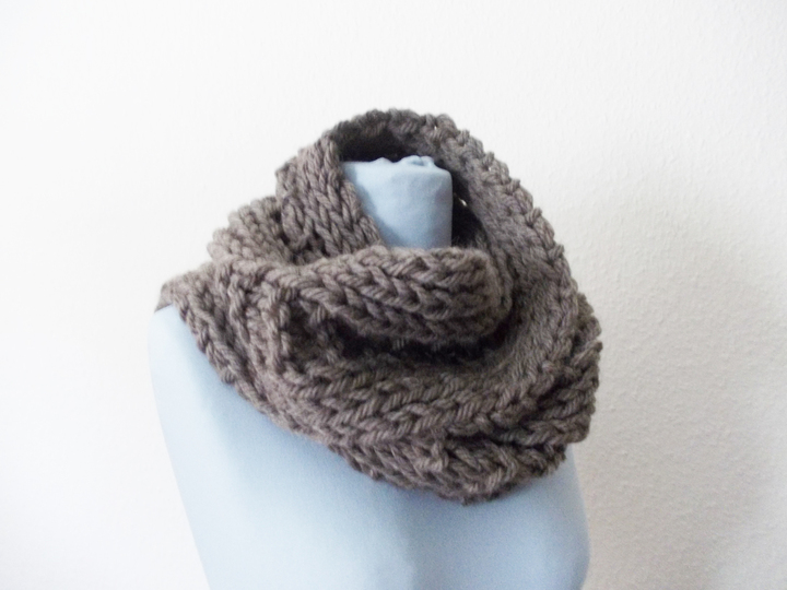 Strickschal, offener Loop, ca. 25 cm  x ca. 140 cm (Breite und Länge variiierbar), unisex, toll für Anfänger 