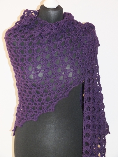 Häkelanleitung großes Dreieckstuch Karaledasi Lochmuster