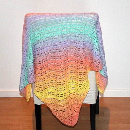 Regenbogen Dreieckstuch Häkelanleitung