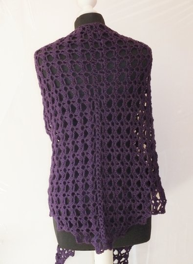 Sparset / 2 Häkelanleitungen Dreieckstuch Maramikano und Karaledasi