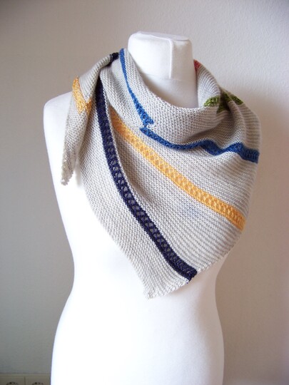 Strickanleitung Tuch "Color Bobmb"