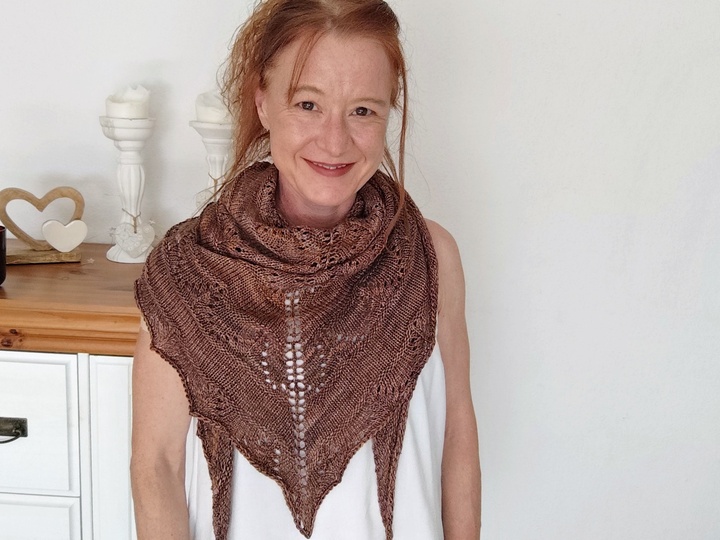 Lace Triangle Shawl Knitting Pattern PDF for Advanced Beginners