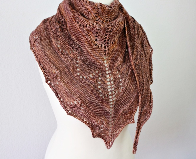 Strickanleitung Dreieckstuch für mit einfachm Lacemuster anfängerfreundlich