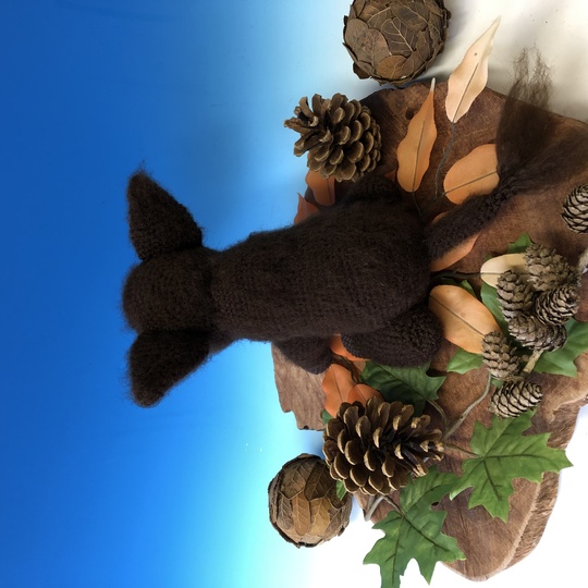 Crochet pattern for a wild boar amigurumi with fur texture