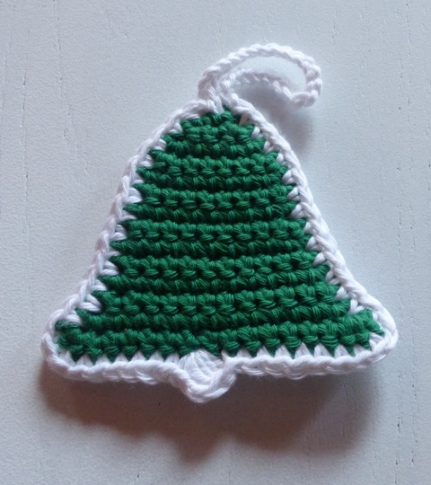 Weihnachtsbaumanhänger häkeln - Weihnachtsgirlande 