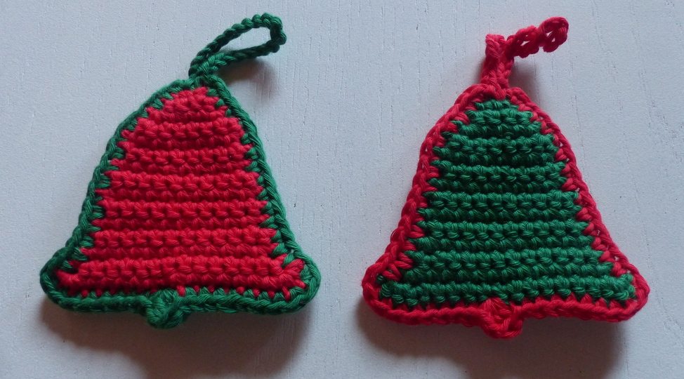 Weihnachtsbaumanhänger häkeln - Weihnachtsgirlande 